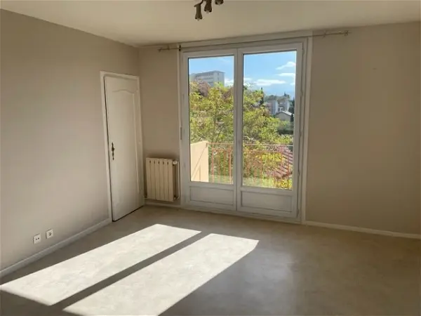 Location appartement 3 pièces - 68.15m² à Romans-sur-isère (26100)