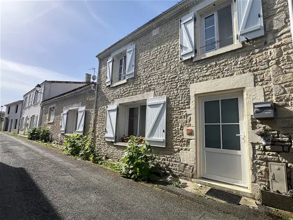 Achat maison 4 pièces - 109m² à Esnandes (17137)