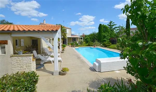 Maison à vendre - LUCON, 7 pièces