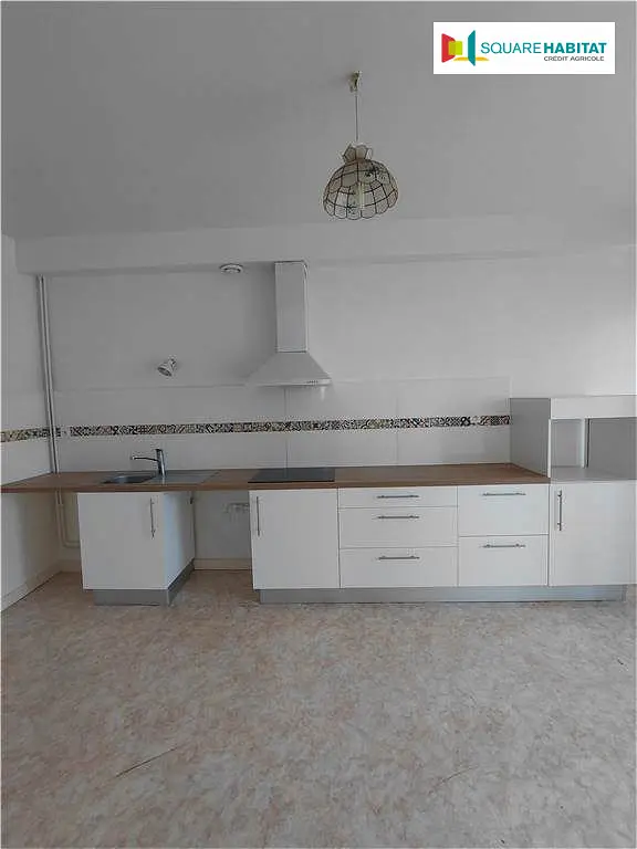 Appartement à louer - OLORON SAINTE MARIE, 4 pièces
