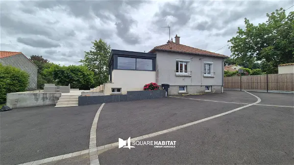 Maison à vendre - MONTREVAULT SUR EVRE, 6 pièces