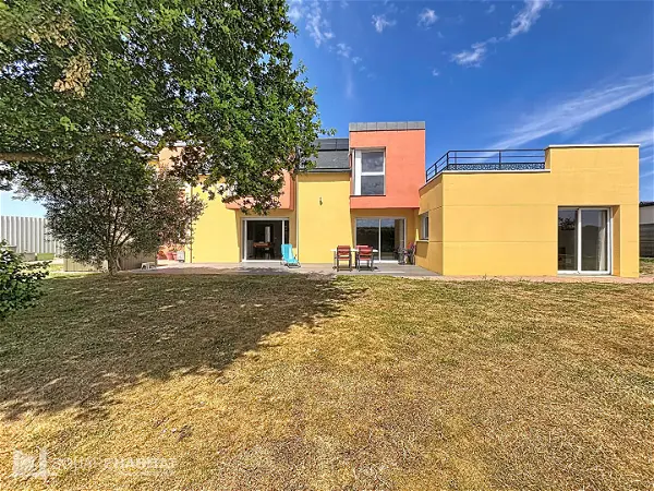 Maison à vendre - PLOUFRAGAN, 10 pièces