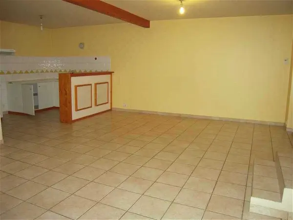 Maison à louer - ST PIERRE D'AURILLAC