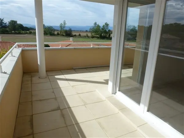 Appartement à louer - Saint-Sorlin-en-Valloire, 4 pièces