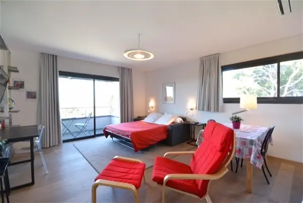 Appartement à louer - SALON DE PROVENCE, 1 pièce