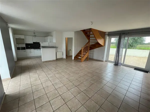Location maison 4 pièces - 80m² à Etel (56410)