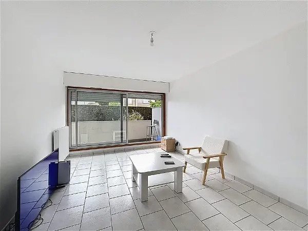 Location appartement 2 pièces - 49.69m² à Bordeaux-cauderan (33200)