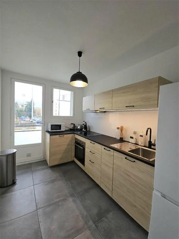 Location appartement 3 pièces - 54.72m² à Grenoble (38100)
