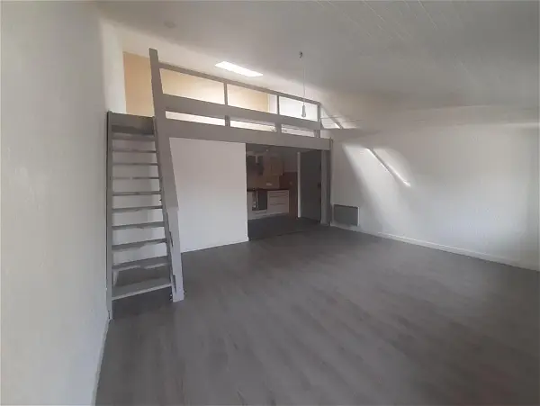 Studio à louer - Saint-Symphorien-d'Ozon