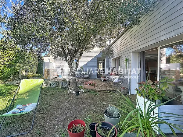 Achat maison 7 pièces - 275m² à Breuillet (17920)