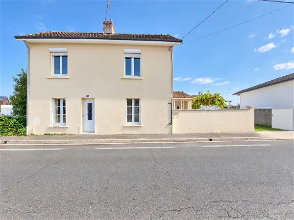 Maison à vendre - CHATELLERAULT, 4 pièces