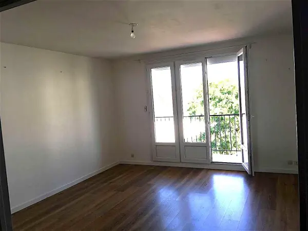 Location appartement 3 pièces - 66m² à Chambray les tours (37170)