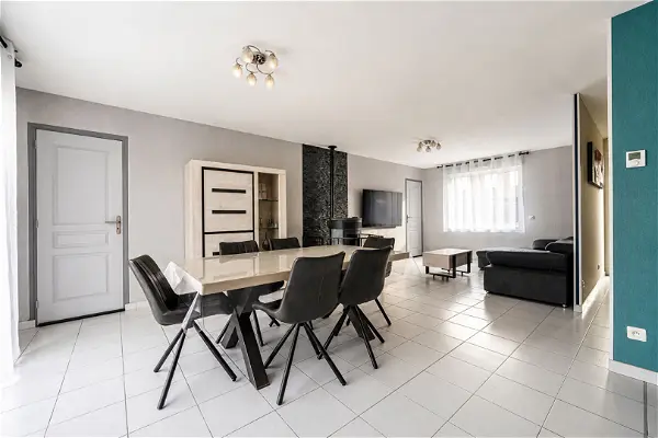 Maison à vendre - VIOLAINES, 7 pièces
