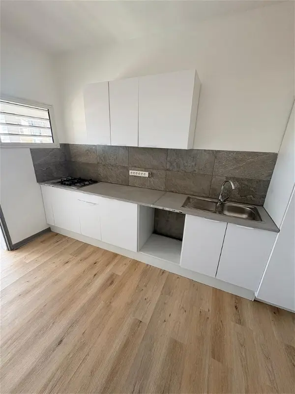 Location appartement 3 pièces - 95m² à Saint pierre (97410)