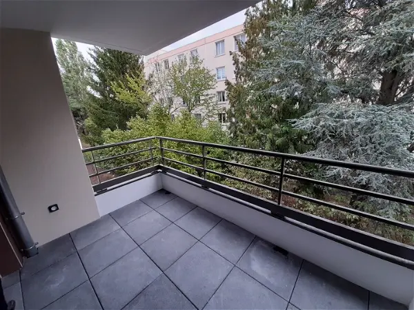 Location appartement 2 pièces - 39m² à Champagne-au-mont-d'or (69410)