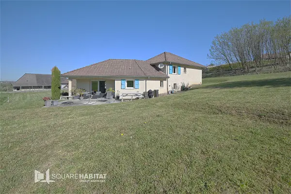 Achat maison 5 pièces - 121.76m² à Les abrets en dauphine (38490)