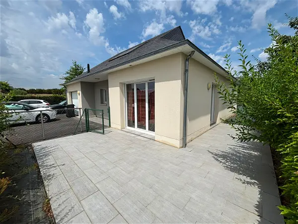 Maison à vendre - LAVAL, 4 pièces