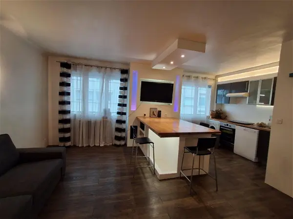 Appartement à louer - Villeurbanne, 2 pièces