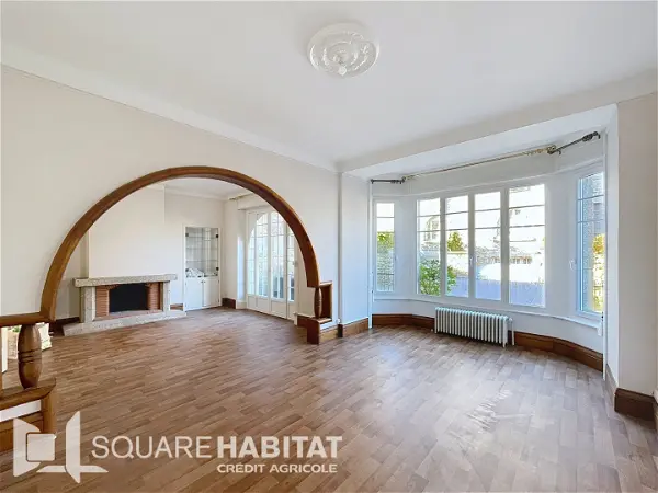 Location appartement 3 pièces - 111.11m² à Dinan (22100)
