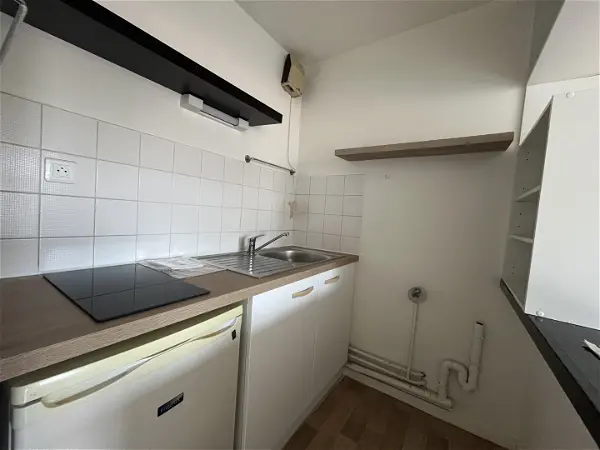 Studio à louer - BORDEAUX