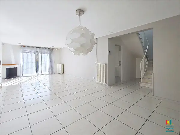 Achat maison 5 pièces - 137m² à Cenon (33150)