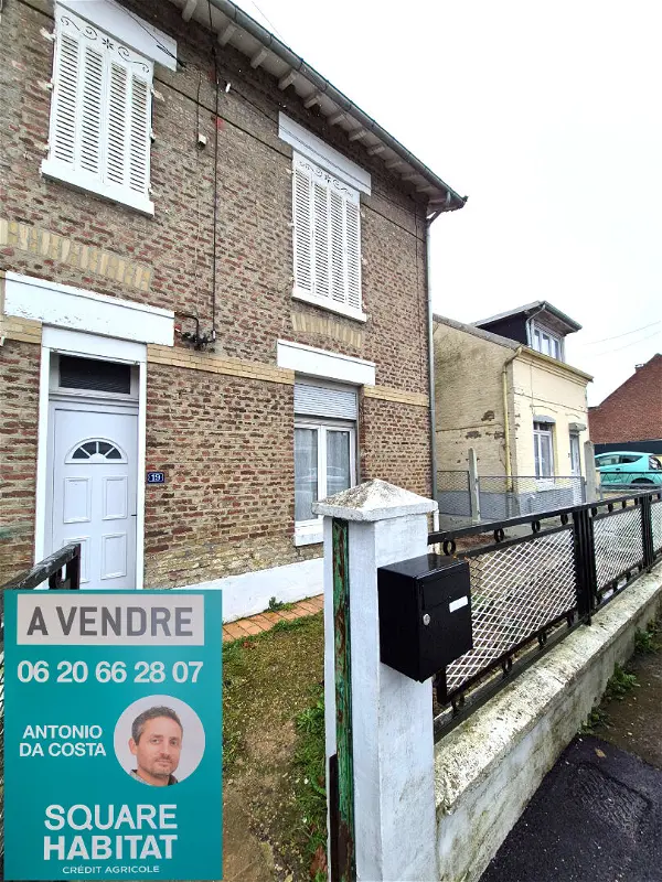 Maison à vendre - BOHAIN EN VERMANDOIS, 4 pièces