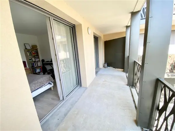 Location appartement 2 pièces - 41.4m² à Tours (37100)