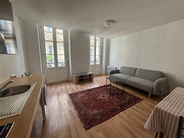 Appartement à louer - Bordeaux, 2 pièces