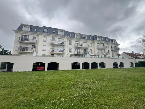 Studio à vendre - ORLEANS
