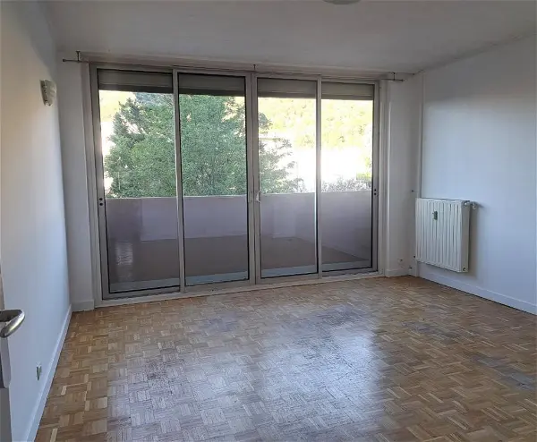 Appartement à louer - Seyssinet-Pariset, 3 pièces