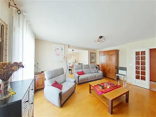 Location appartement 4 pièces - 77.06m² à Joue les tours (37300)