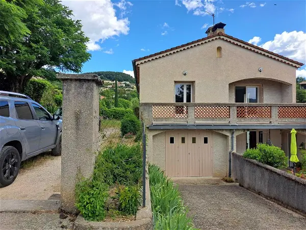Maison à louer - Coux, 4 pièces