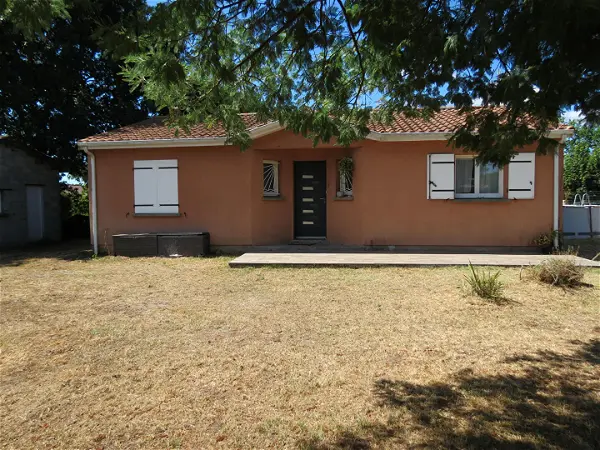 Achat maison 4 pièces - 89m² à Saint germain d esteuil (33340)