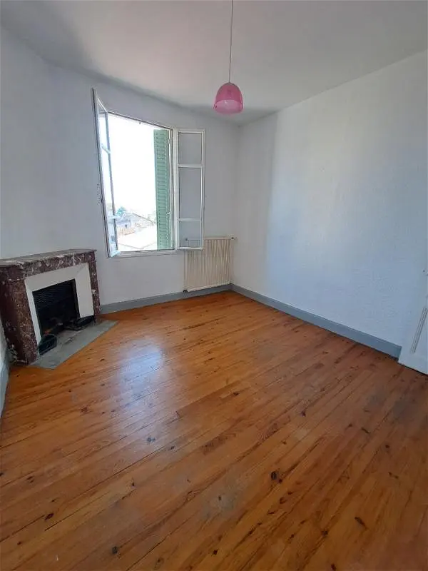 Appartement à louer - Romans-sur-Isère, 2 pièces