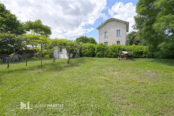 Maison à vendre - BEAUREPAIRE, 5 pièces