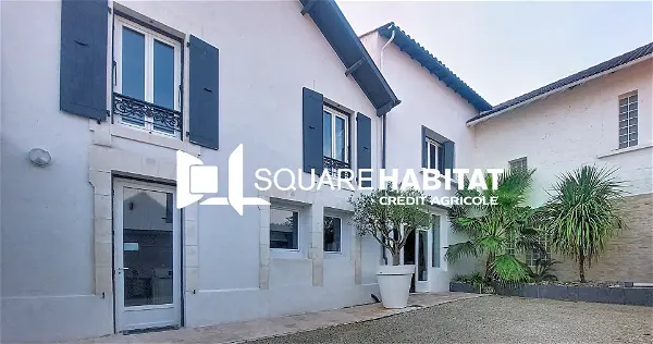 Maison à vendre - CHAILLEVETTE, 6 pièces