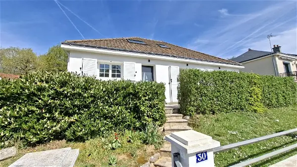 Maison à louer - PARCAY MESLAY, 5 pièces