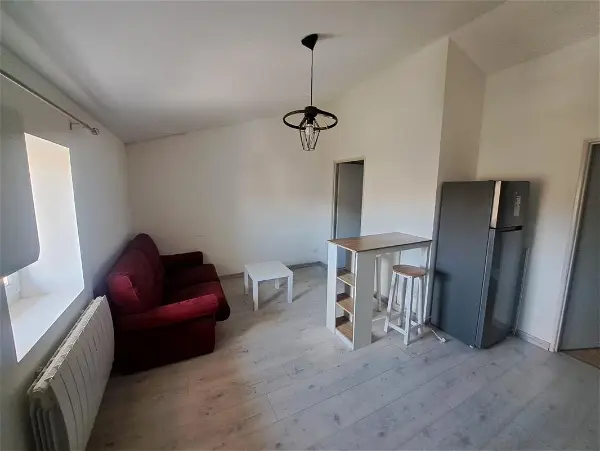 Appartement à louer - Vienne, 2 pièces