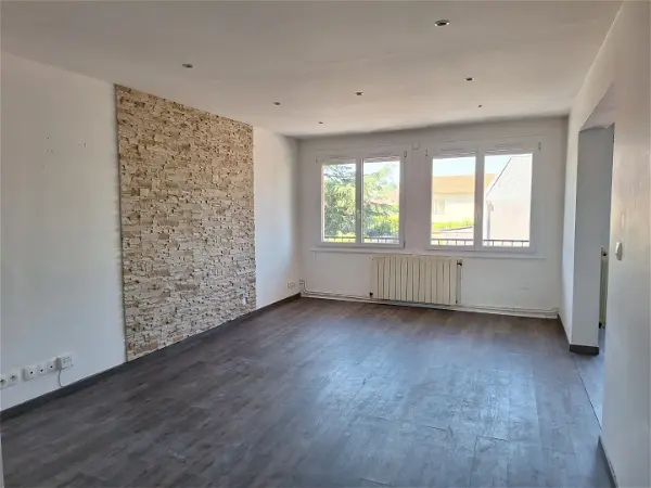 Appartement à louer - ISSOIRE, 4 pièces