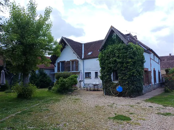 Maison à vendre - VILLENEUVE SUR YONNE, 7 pièces
