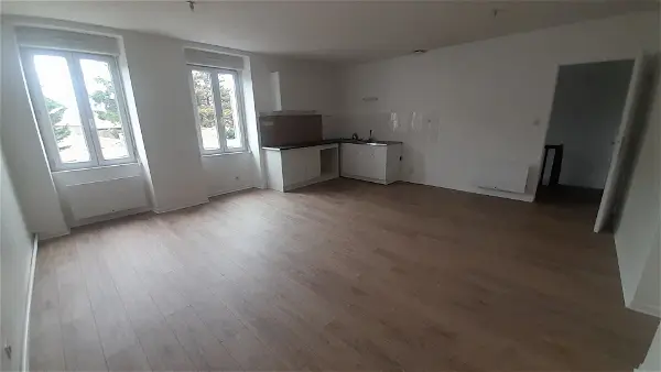Location appartement 3 pièces - 75m² à Andreze (49600)