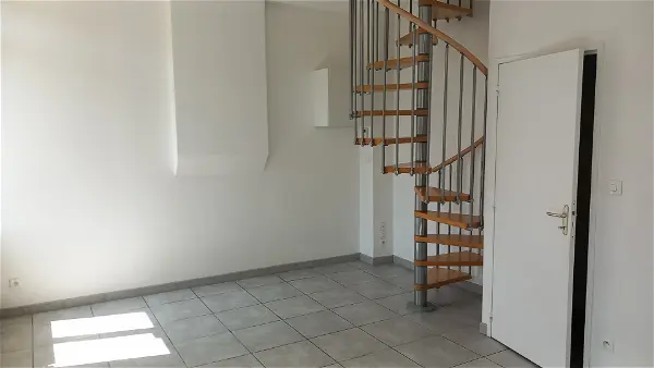 Location appartement 4 pièces - 73.05m² à Pont salomon (43330)