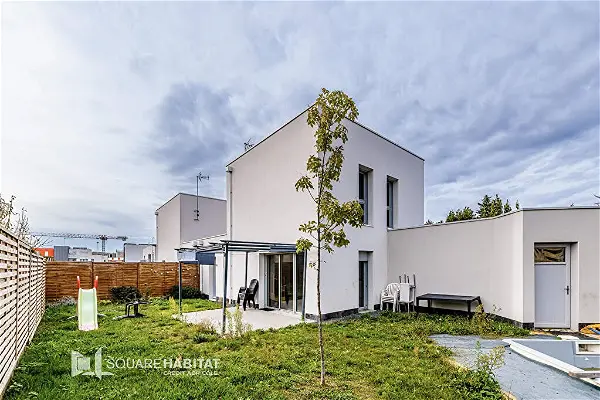 Location maison 4 pièces - 79.18m² à La roche sur yon (85000)