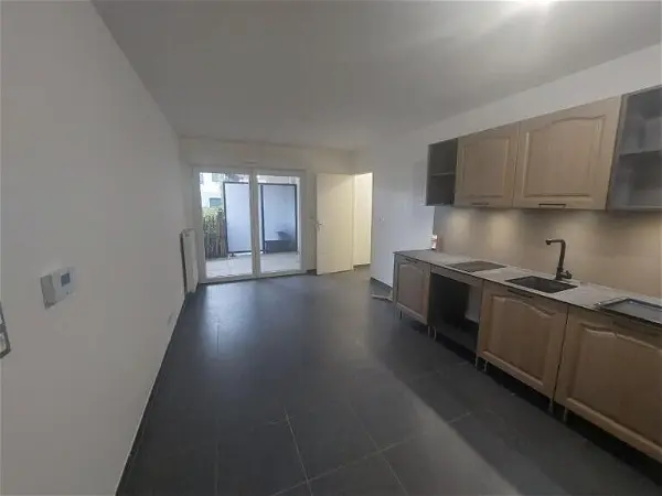 Appartement à louer - Chassieu, 2 pièces