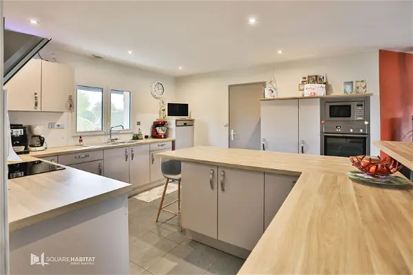 Maison à vendre - GROSBREUIL, 5 pièces