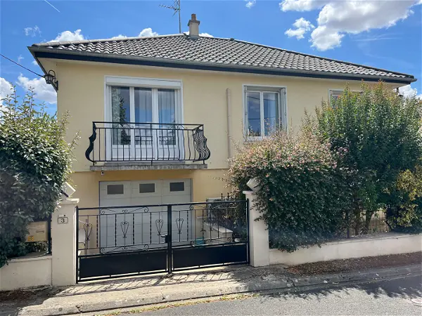 Achat maison 4 pièces - 75m² à Montmorillon (86500)