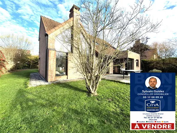 Achat maison 10 pièces - 199m² à Cambrai (59400)