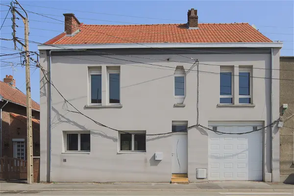 Maison à vendre - AVION, 6 pièces