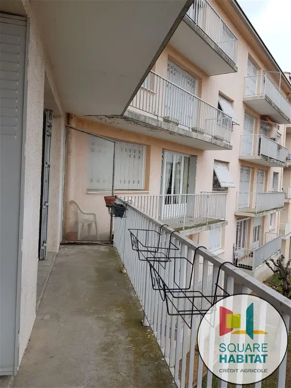 Appartement à louer - ISSOIRE, 4 pièces