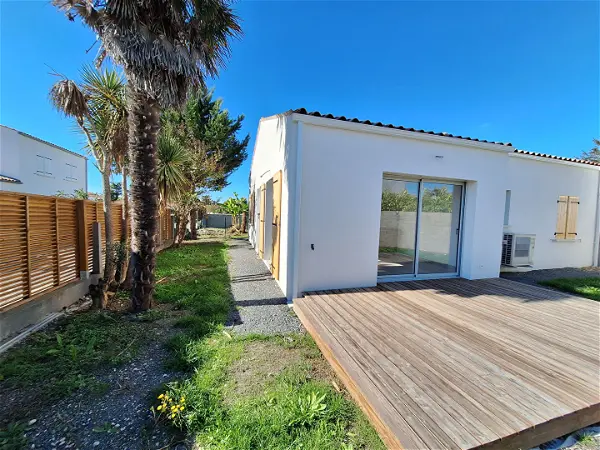 Location maison 4 pièces - 78.34m² à Saint palais sur mer (17420)